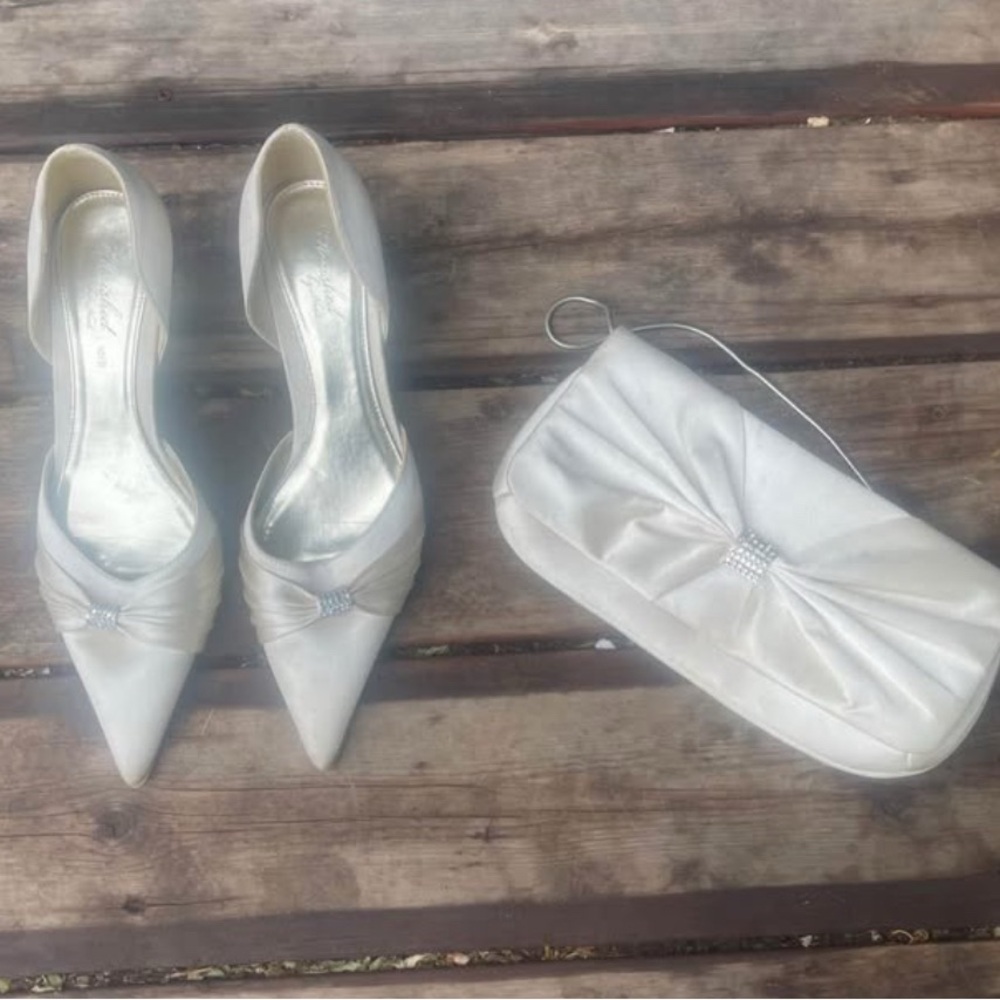 Dress shoes with matching purse - perfect for wedding season (size 39)